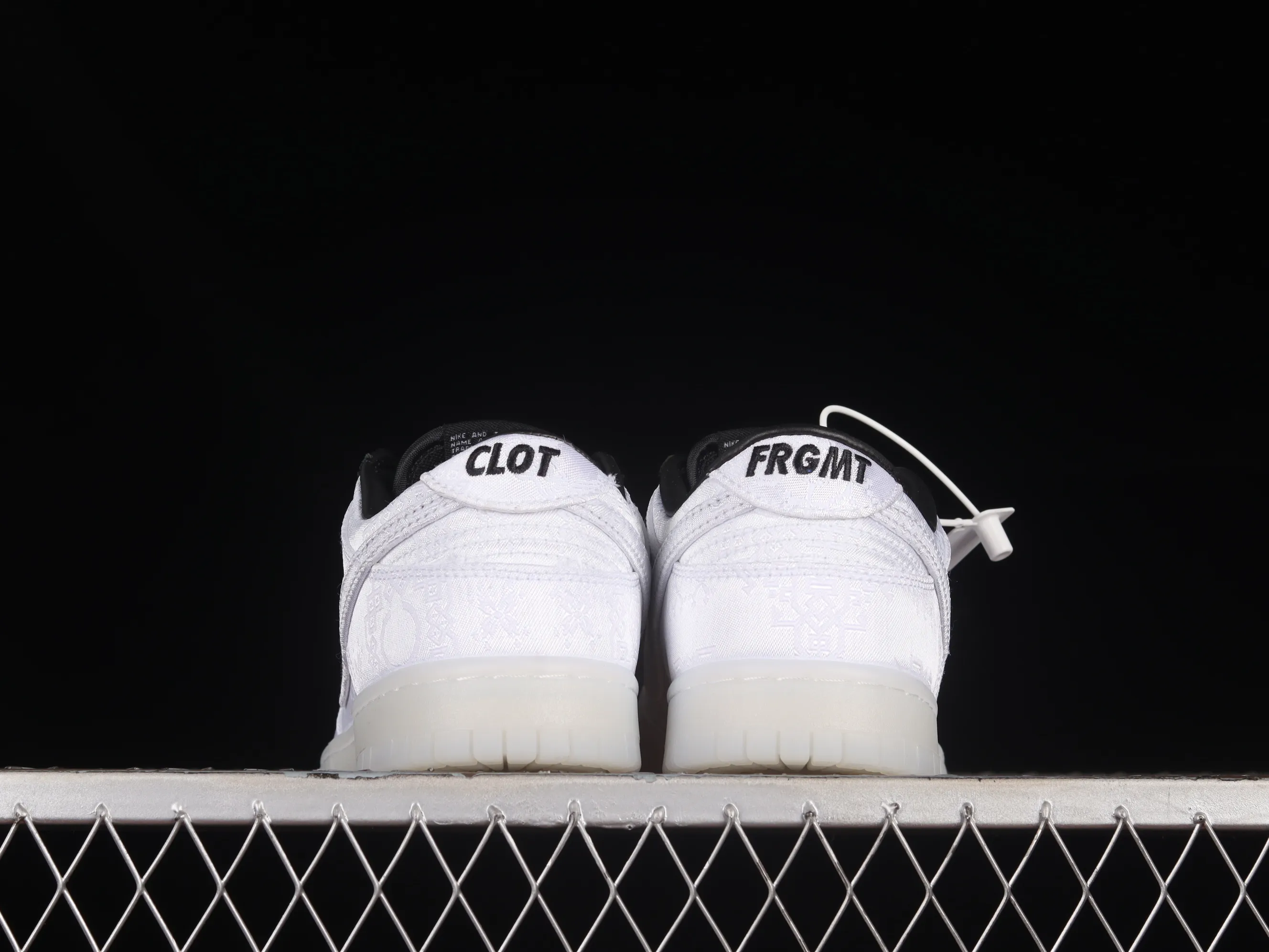 All Categories Nk SB Dunk Series Nk SB Dunk Low Low-top sneakers Cost-effective version Nk Dunk Low x Fragment